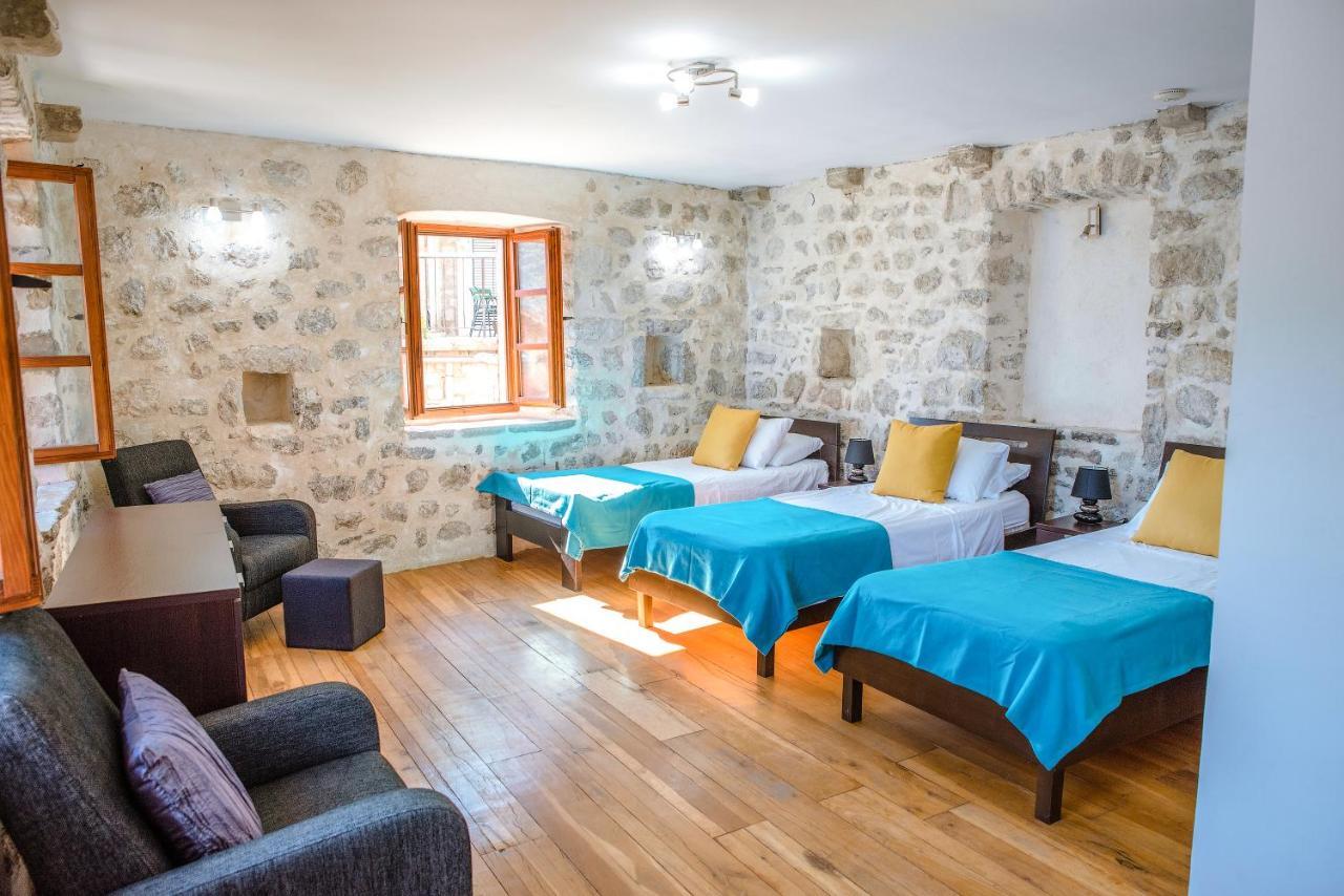 Guesthouse Mrshe Palace Пераст Экстерьер фото