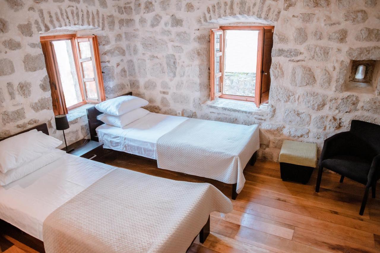 Guesthouse Mrshe Palace Пераст Экстерьер фото