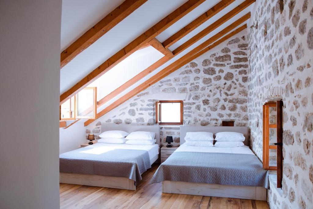 Guesthouse Mrshe Palace Пераст Экстерьер фото
